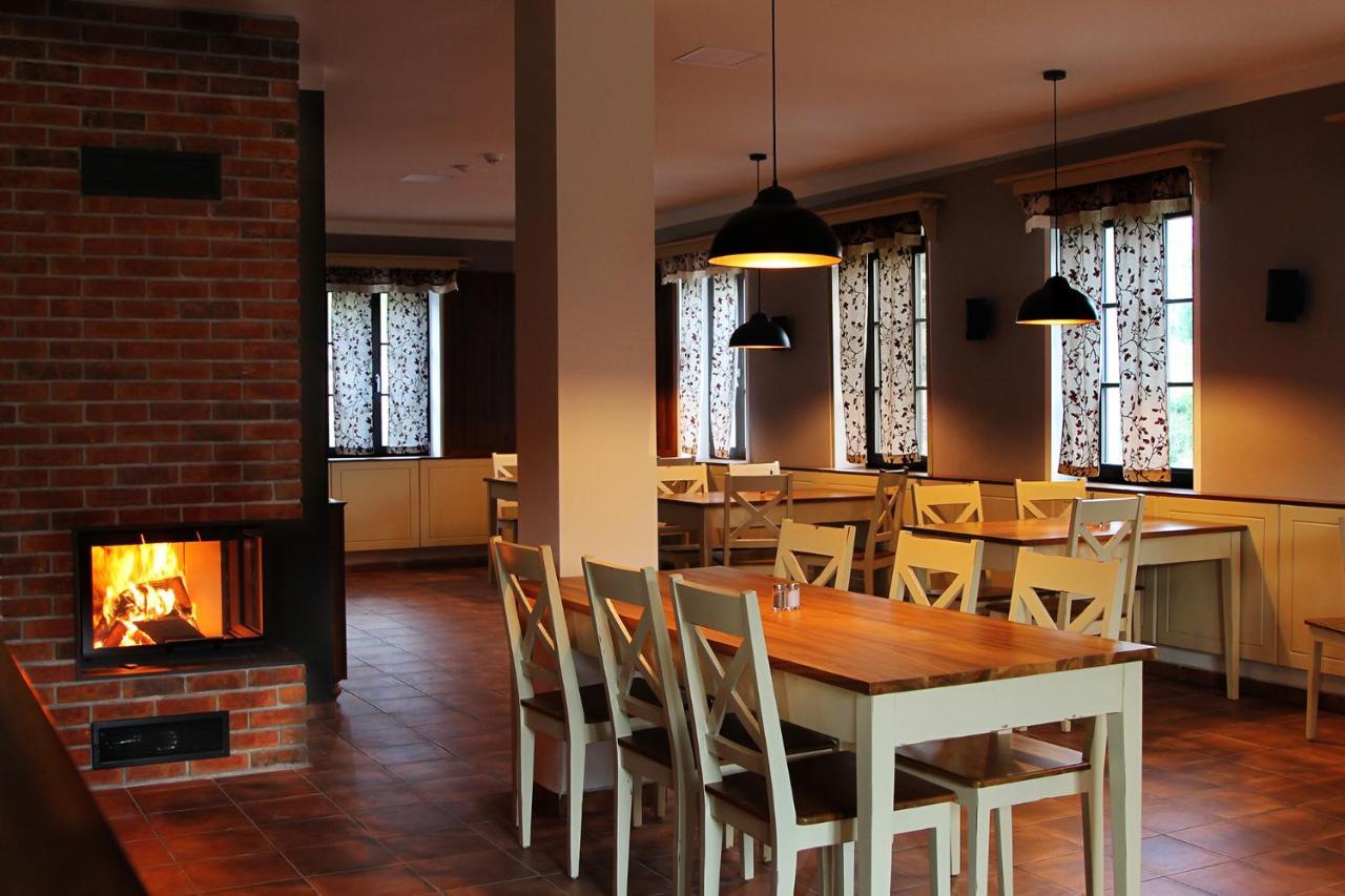 Dvur Liskovy Vrch Hotel Strazny Buitenkant foto