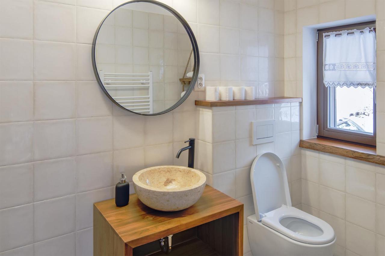 Dvur Liskovy Vrch Hotel Strazny Buitenkant foto
